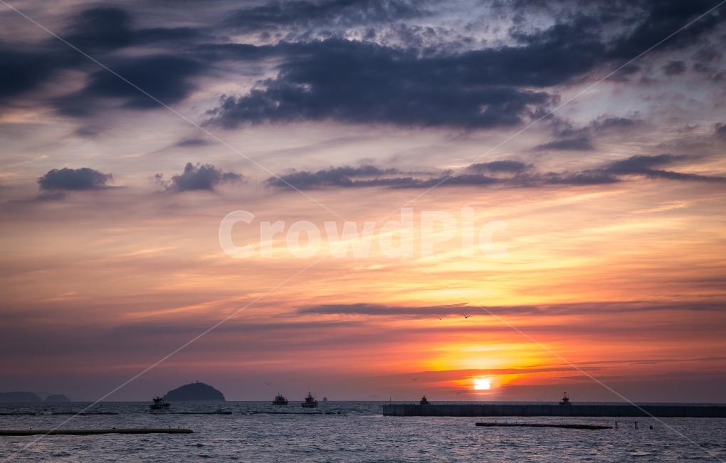 하늘,일몰,낙조,바다,풍경,자연,풍경,nature,landscape,한국자연풍경,한국자연경관,korea nature landscape,감성,sensible,feeling,색깔,색상,색채,색감,color sense,color sensitivity,feeling of color,outdoors,옥외