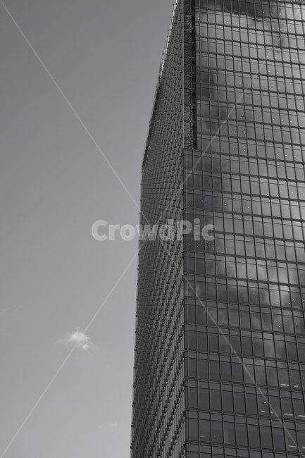 officebuilding,사무실건물,building,urban,어반,건물,도시,city,highrise,흑백,모노톤,monochrome,black and white,건축물,건물외관,exterior,building,structure,architecture,construction