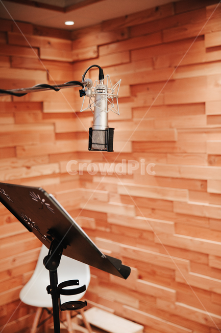 녹음실,스튜디오,마이크,음향기기,레코딩,전자기기,recording,musicalinstrument,musicalequipment,악기,음향기기,musical instrument,musical equipment