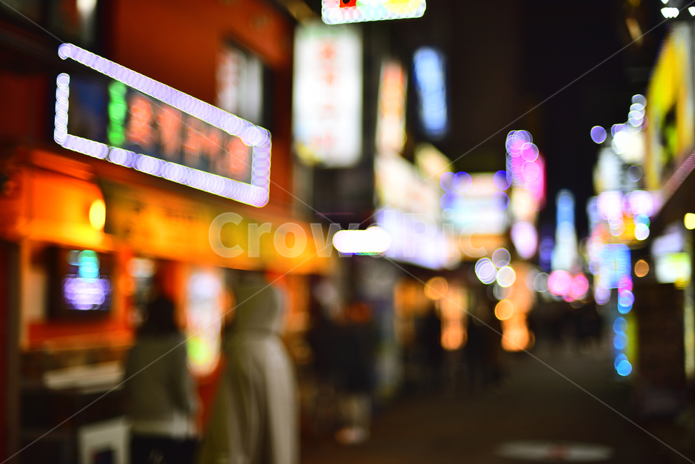 야경,뒷골목,먹자골목,환락가,주점,음식점,상가,골목길,밤풍경,도시야경,사람들,실루엣,person,사람,human,인간,lighting,조명,네온사인,불빛,노래방,술집,밤문화,씨티,city,nightview,background,배경,바탕,백그라운드,아웃포커스,간판,전광판,analley,foodalley,metropolis,urban,building,어반,중심지,건물,도시,entertainmentdistrict,nightlife,칼라풀,컬러풀,colorful,야경,밤,풍경,nightscape,night,landscape,도시,city