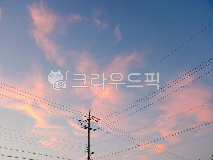 sky,pink,Noeul Front Line,Jeonju,cloud,Pink Sky Front,wire,telephone pole,pink clouds,evening sky,cable,pastel sky