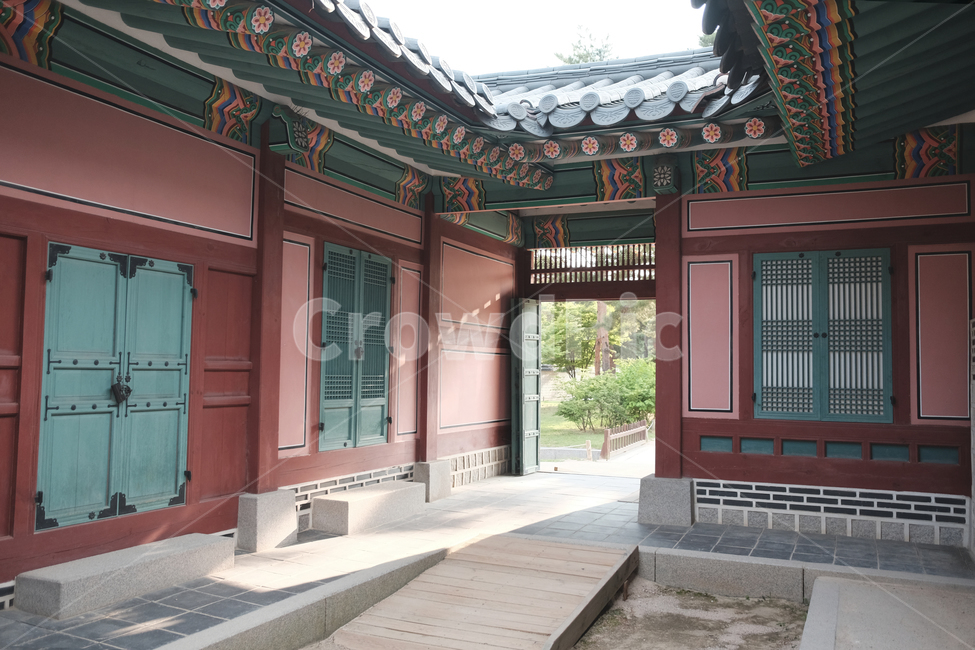 경복궁,전통적,한국,한국적,궁궐,랜드마크,건축물,지붕,처마,오색,단청,한국전통,한국문화,korean traditional,korean culture,건축물,건물외관,exterior,building,structure,architecture,construction