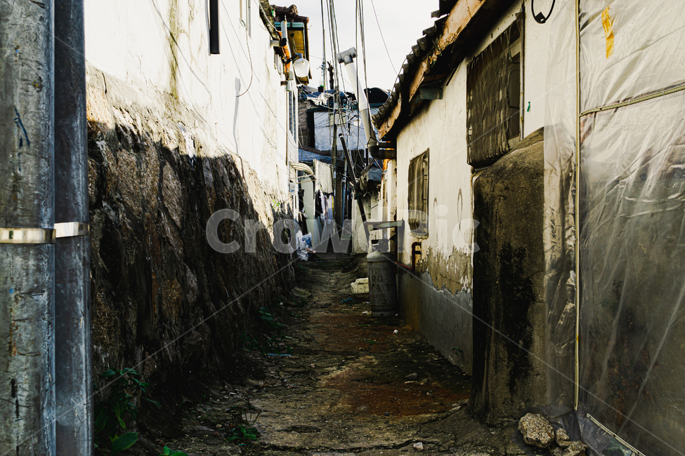 walkway,보도,path,통로,골목,골목길,골목길,alley