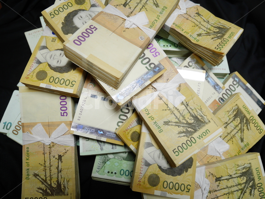 돈,오만원권,만원권,현금,지폐,돈다발,머니,돈더미,금융,돈,finance,banking,money