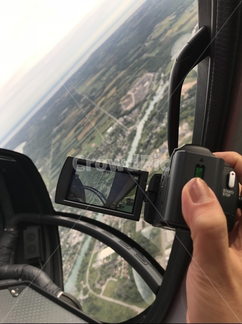 헬리콥터,캠코더,helicopter,camcorder,촬영,카메라,풍경감상,하늘,럭셔리,헬기투어,helicoptertour