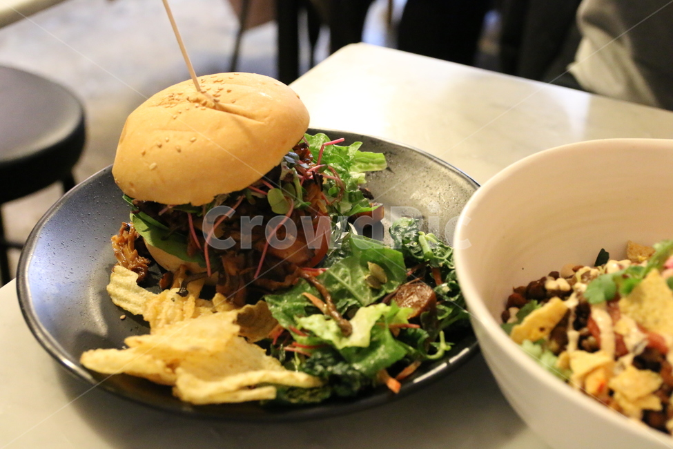 수제햄버거,햄버거,감자튀김,패스트푸드,수제햄버거맛집,burger,food,음식,버거,음식,식재료,요리,food,cook,meal,dishes,food reserves,양식,서양음식,서양요리,western food,western dishes,western meal,western cook