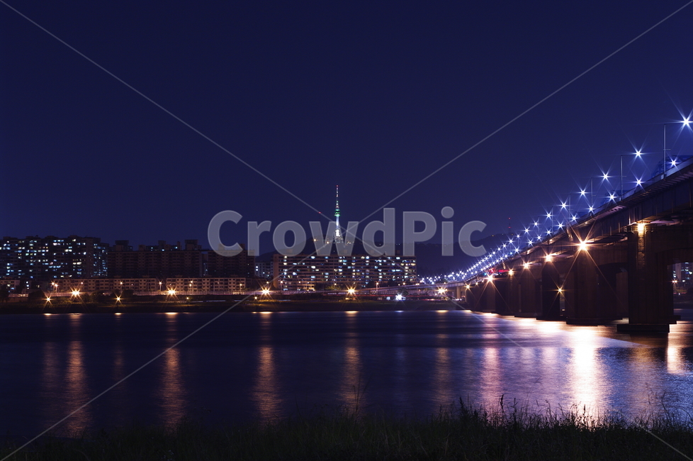 서울,한강,대교,야경,풍경,빛,조명,다리,야경,밤,풍경,nightscape,night,landscape,도시,city,한국도시풍경,한국도시경관,korea cityscape,building,건물,bridge