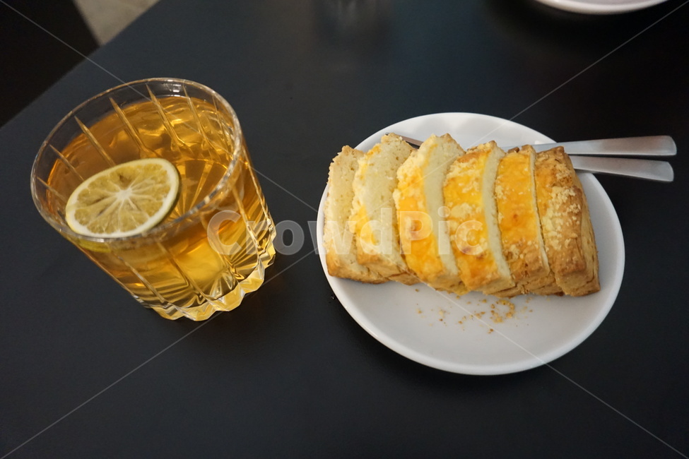 빵,치즈스콘,카페,차,여유,음식,식재료,요리,food,cook,meal,dishes,food reserves,디저트,간식,후식,dessert,snack