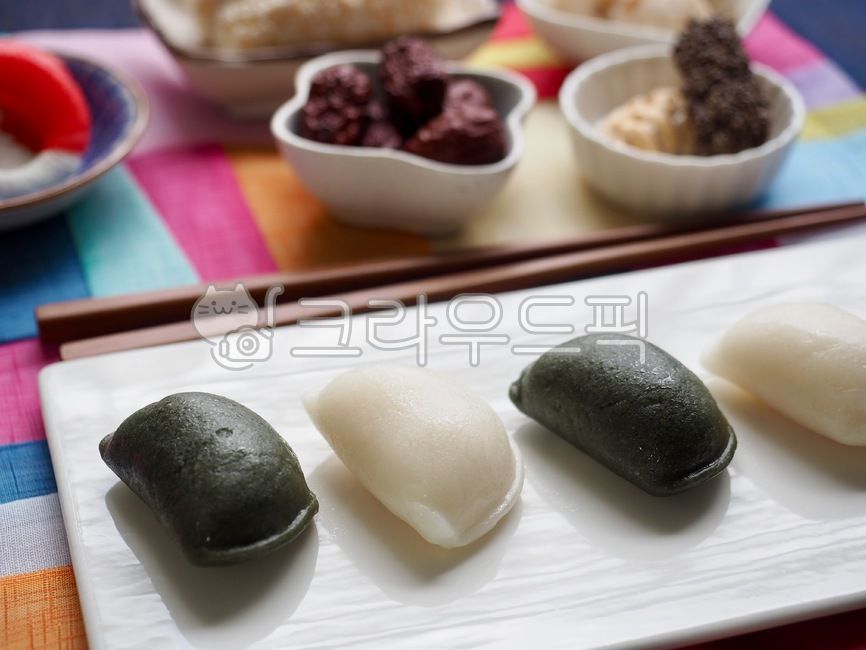 asianfood,koreanculture,plate,Korean traditional food,traditionalculture,Thanksgiving,holiday,traditional culture,songpyeon,wellbeing,Korean food,Korean food culture,Asian food,tradition,traditionalfood,Lunar New Year food,new year,koreanfood,foodculture,