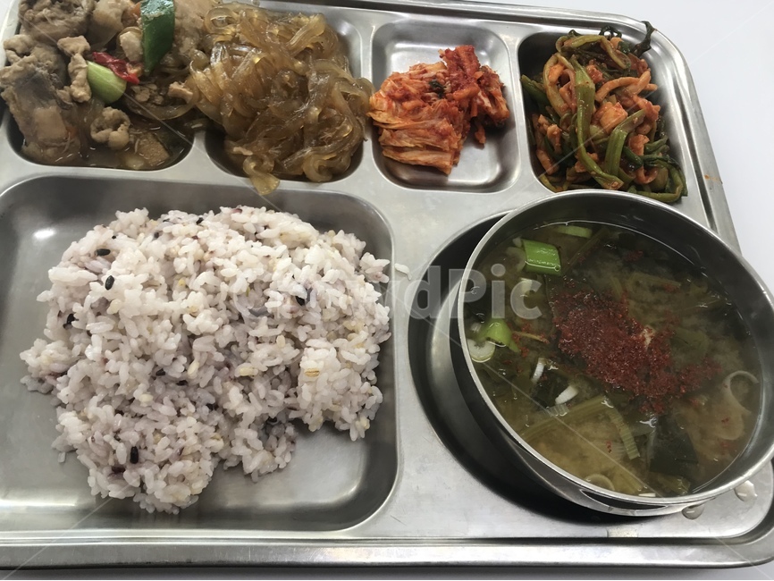 급식,배식,식판,학교급식,무료급식