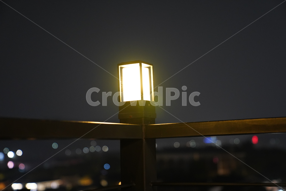 lamp,램프,조명,야간조명,야간카페,은은한조명,야경,밤,풍경,nightscape,night,landscape