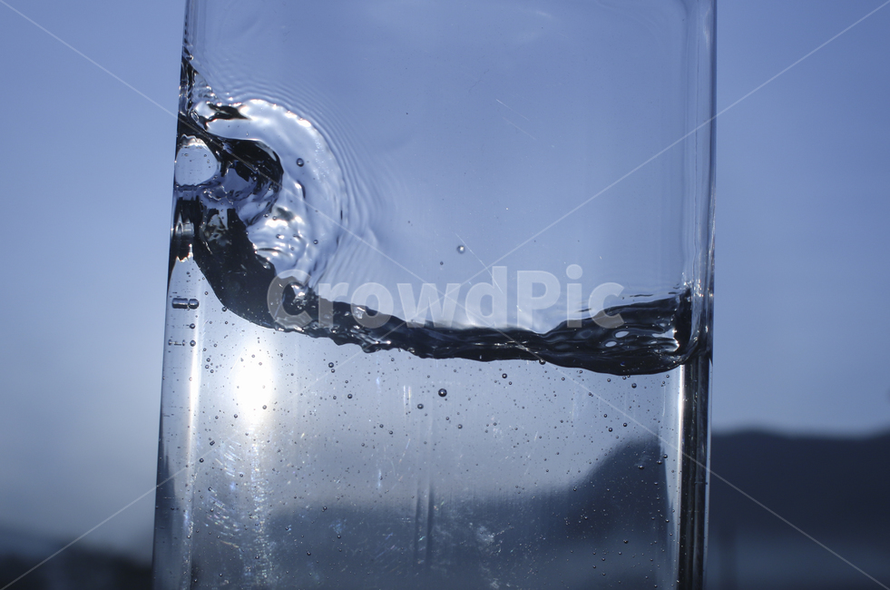 droplet,작은물방울,물,water,햇빛,light,하늘,sky,glass,유리,보틀,병,bottle