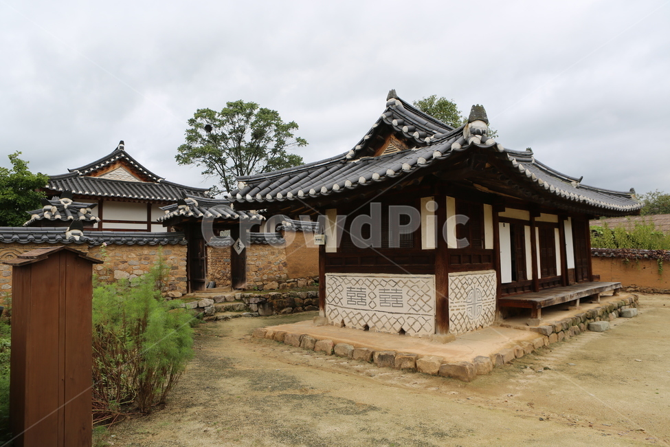 건축물,안동고택,기와집,한옥,한국의멋,전통가옥,한국전통,한국문화,korean traditional,korean culture,건축물,건물외관,exterior,building,structure,architecture,construction