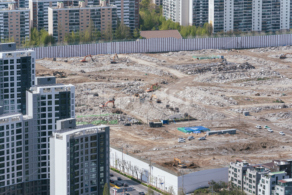 redevelopment,Gaepodong,city,real estate,construction site,building,Gangnam,reconstruction,construction,Jugong Apartment,high rise building,apartment,new apartment