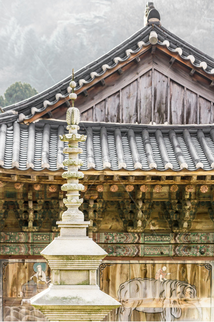 기와,단청,석탑,문화유산,사찰,관광명소,한국전통,한국문화,korean traditional,korean culture,종교,신앙,religion,belief,faith,건축물,건물외관,exterior,building,structure,architecture,construction