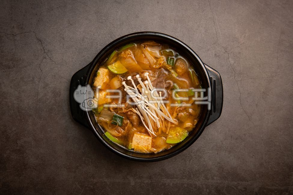 된장찌개,된장국,차돌된장,야채,찌게,meal,식사,dish,접시,food,음식,bowl,그릇,음식,식재료,요리,food,cook,meal,dishes,food reserves