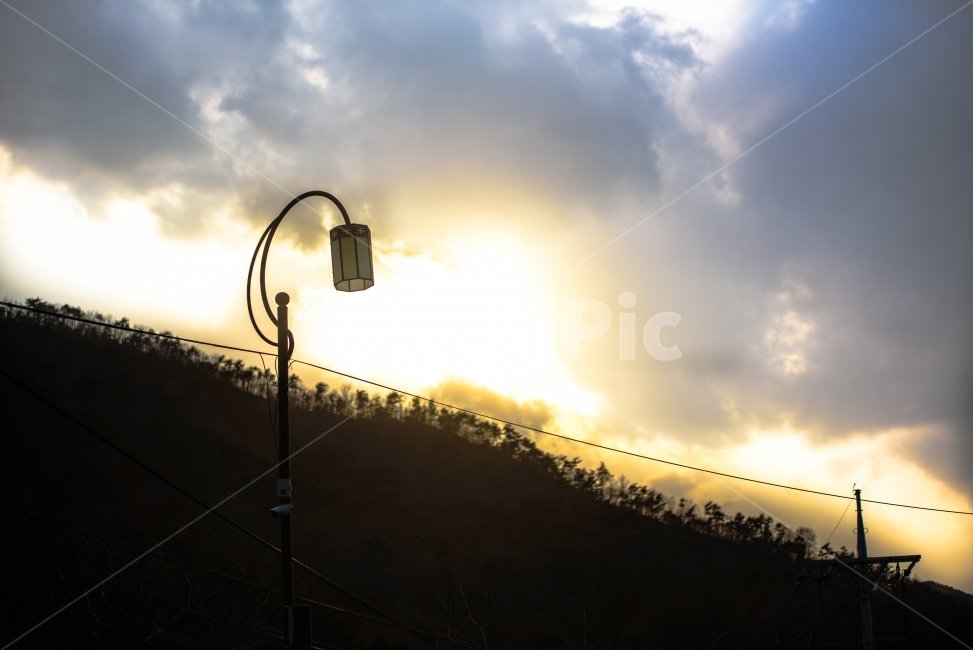석양,전등,가로등,태양,감성,구름,자연,풍경,nature,landscape,light,빛,flare,플레어