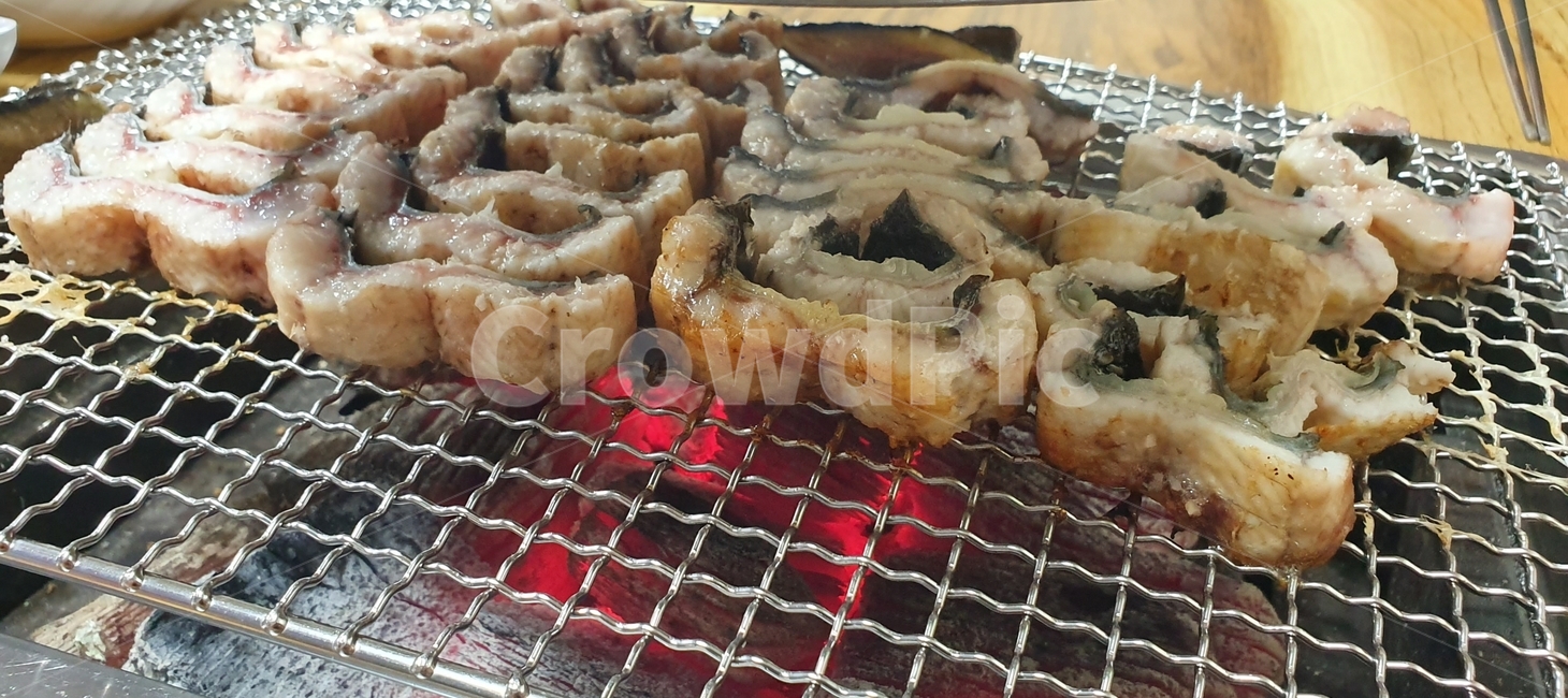 장어,바다장어,민물장어,구이,구이판,숯불,음식,식재료,요리,food,cook,meal,dishes,food reserves