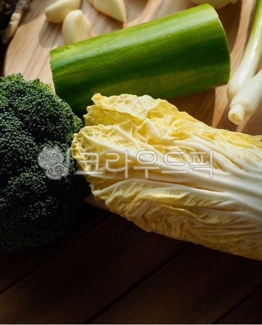 foodingredients,cabbage,onion,broccoli,verdure,organic vegetables,green onion,vegetable,wave,healthyeating,squash,white,wellbeing,Food Ingredients,ingredients,organicvegetables,mushroom,organic,vegetariandiet,garlic,green,ingredient,vegetarian diet,health