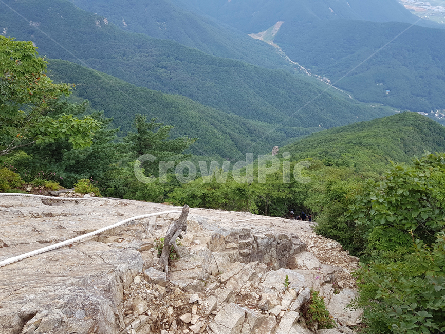 자연,outdoors,옥외,mountain,nature,돌,밧줄,경치,풍경,산,자연,풍경,nature,landscape,slope,경사