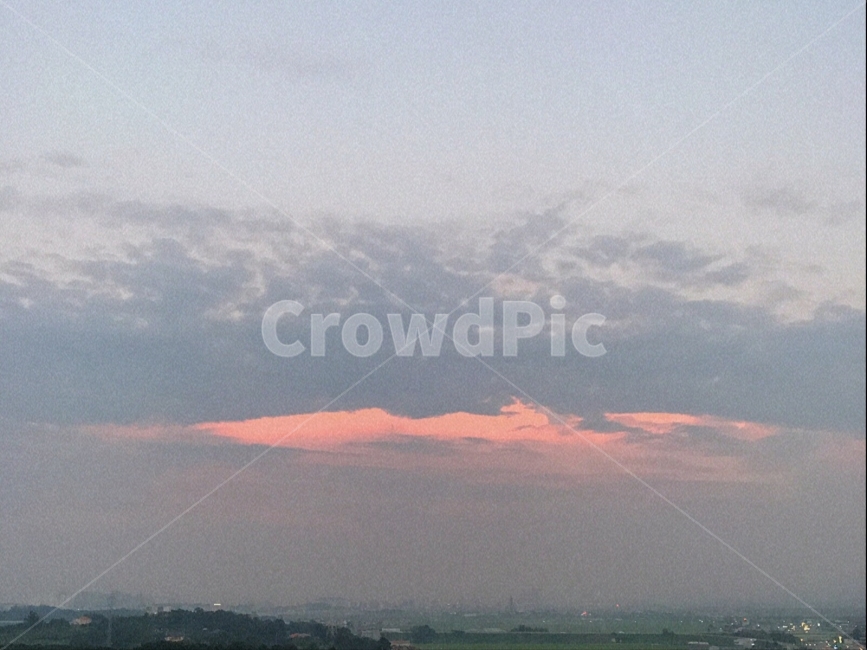 하늘,구름,석양,햇빛,흐림,Sky,Cloud,Sunset,Gloomy,자연,풍경,nature,landscape,outdoors,옥외,sky,dusk,황혼,sunset,일몰,red sky,붉은 하늘,dawn,새벽