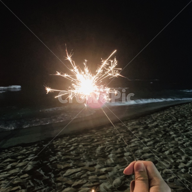 불꽃놀이,불꽃,불,스파클링,잔상,바다,해변,모래,해변,바다,beach,sea,야경,밤,풍경,nightscape,night,landscape
