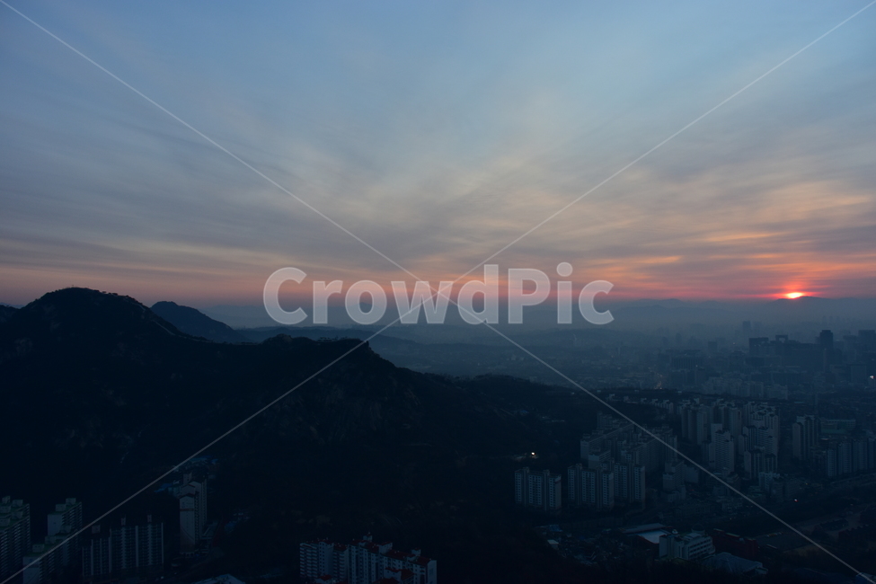 안산,일출,해맞이,해돋이,서울,아침,도시,도심지,풍경,미세먼지,겨울,해,태양,붉은색,도시,풍경,city,landscape