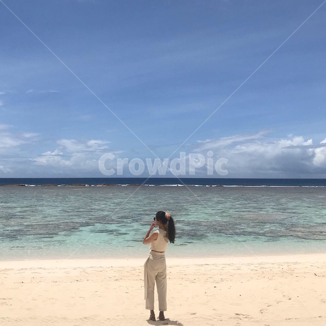 바다,대양,ocean,sea,해안선,여자뒷모습,사람,인물,인간,human,person,여성,여자,woman,female,lady