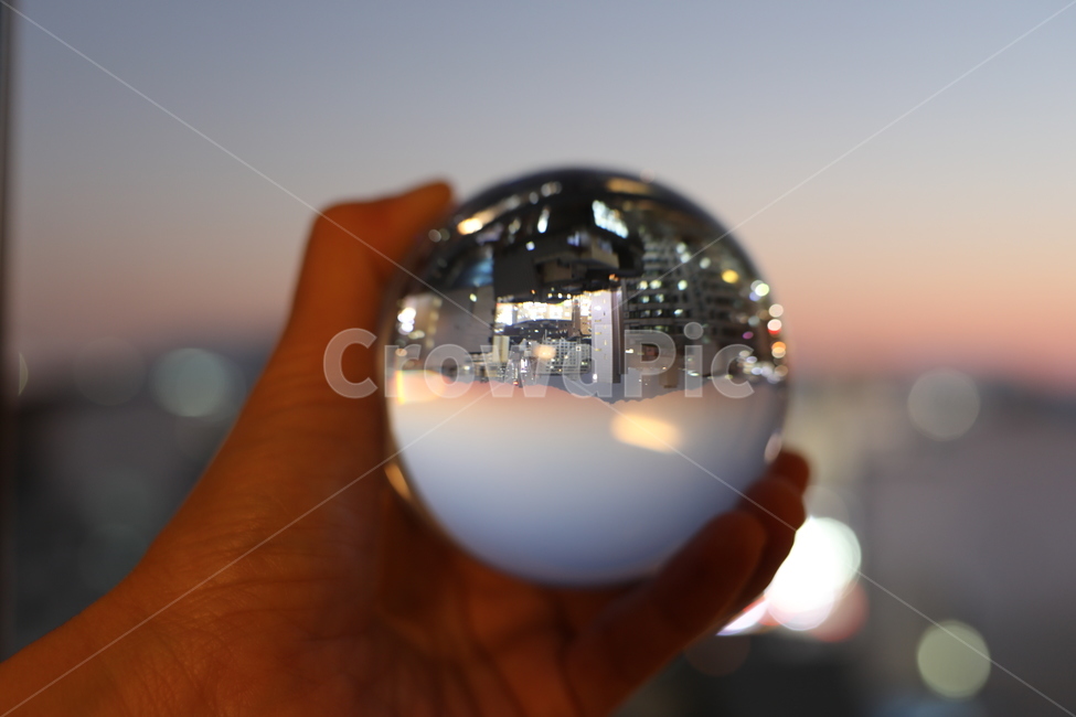 렌즈볼,풍경,노을,하늘,lensball,sky,landscape,사람,인물,인간,human,person,신체일부,몸,body,사물,물건,오브젝트,thing,object,matter