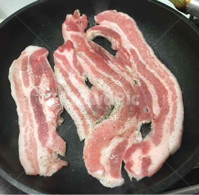 육류,삼겹살,고기,생고기,음식,요리,후라이팬