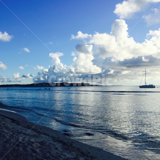 nature,자연,sky,하늘,cloud,구름,sea,바다,풍경,배,해안,파란하늘,괌,대양주,휴양지,물결