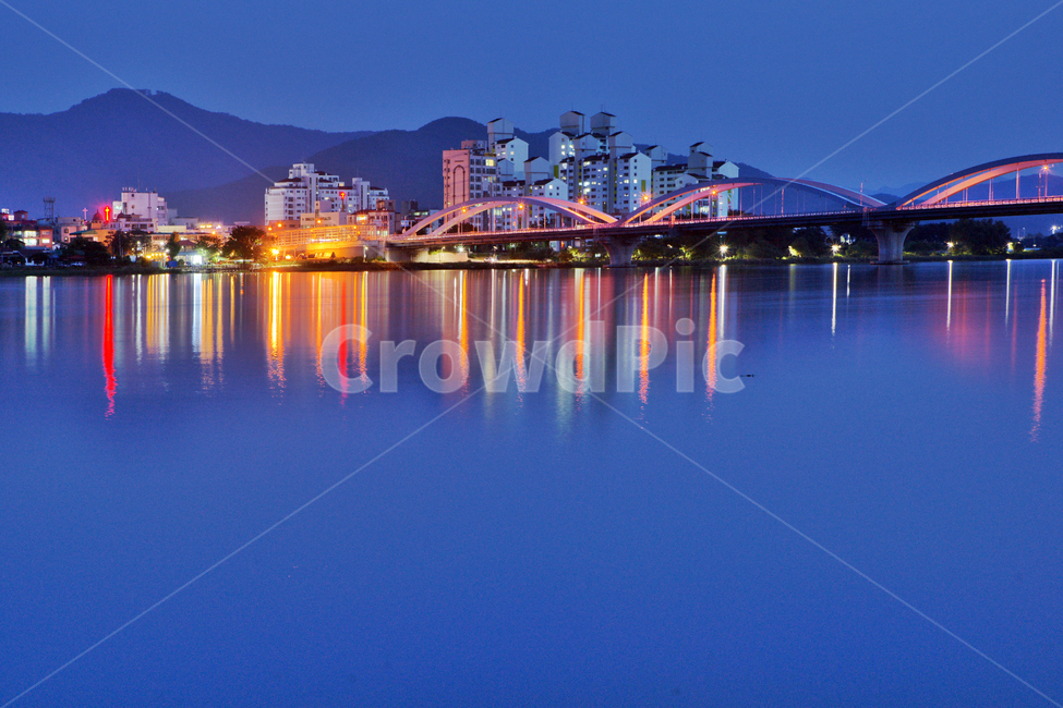 북한강,양수대교,양수리,야경,다리,조명,반영,야경,밤,풍경,nightscape,night,landscape,도시,city,한국도시풍경,한국도시경관,korea cityscape,water,물,waterfront,워터 프론트