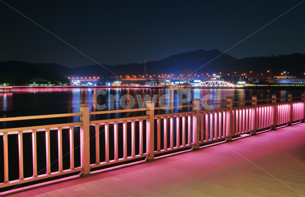 백운호수,호수,의왕,생태탐방로,탐방로,야경,조명,반영,야경,밤,풍경,nightscape,night,landscape,건축물,건물외관,exterior,building,structure,architecture,construction,railing,난간,handrail,banister