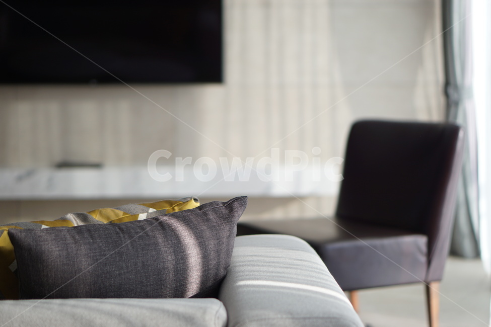 거실,가구,인테리어,chair,cushion,pillow,의자,furniture,homedecor,가정장식,인테리어,실내디자인,interior design