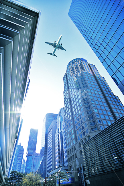 비즈니스,고층빌딩,비행기,증권사,대기업,기업,오피스가,비지니스,컨셉,콘셉,사무실,부동산,랜드마크,중심가,업무,리스,빌딩,건축물,건물,회사,직장,오피스텔,본사,스카이라인,창문,유리창,외관,높다,중심지,금융가,은행가,블루,제트기,여객기,항공기,합성,교통,운송,하늘,높은,블루톤,landmark,center,seoul,korea,business,office,company,corporation,enterprise,mainstreet,downtown,commercialcenter,마천루,skyline,officebuilding,사무실건물,town,도시,highrise,urban,어반,city,시티,building,산업,industry,industrial,비즈니스,사업,business,service,work