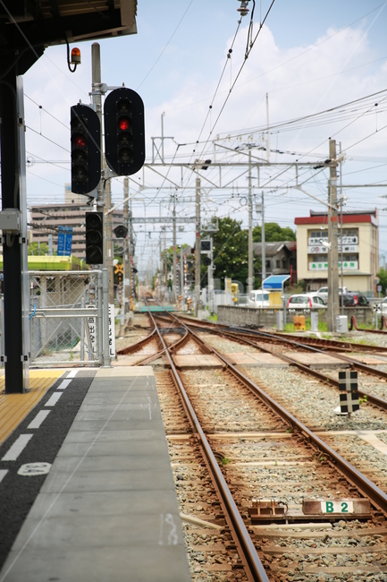 레일,교통,기찻길,철도,신호등,빛,rail,transportation,traintrack,railway,trafficlight,light,일본,풍경,감성,구름,전봇대