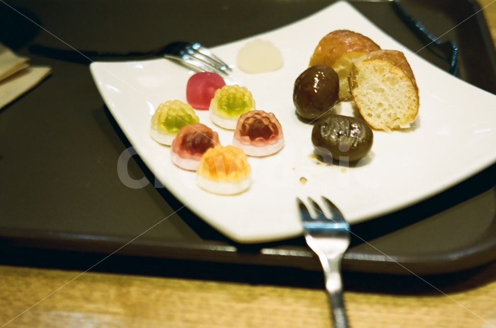 필름,일상,젤리,간식,카페,커피,film,jelly,love,cafe,coffee,음식,식재료,요리,food,cook,meal,dishes,food reserves,디저트,간식,후식,dessert,snack
