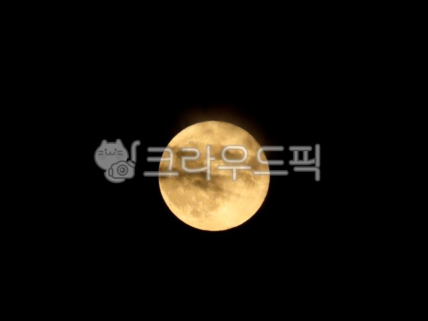 night view,full moon,Moon,nature,night,clouds,astronomy,space,great full moon,super blue moon,night sky,dark clouds,super moon,blue moon