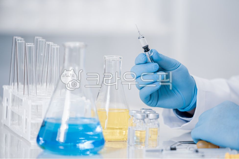 biotechnology,medical,COVID19,scientist,laboratory tools,virus,research,syringe,experiment,coronavirus vaccine,research and development,chemist,chemistry,Concept,experiment tool,Erlenmeyer flask,biology,test tube,test,copyspace,medicine,analysis,sample,va