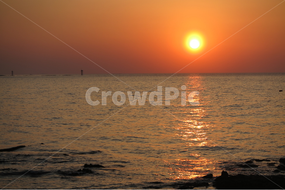 일몰,낙조,바다,제주,노을,해넘이,석양,태양,해,노을빛,붉은노을,수평선,제주도,돌,바위,검은돌,주황색,선셋,구름,해질녁,여름,저녁바다,하늘,자연,풍경,경관,jejuisland,sea,beach,sunset,nature,landscape,자연,풍경,nature,landscape,sunlight,햇빛,outdoors,옥외