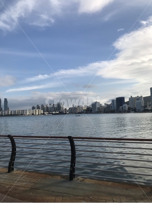바다,구름,하늘,도시,건물