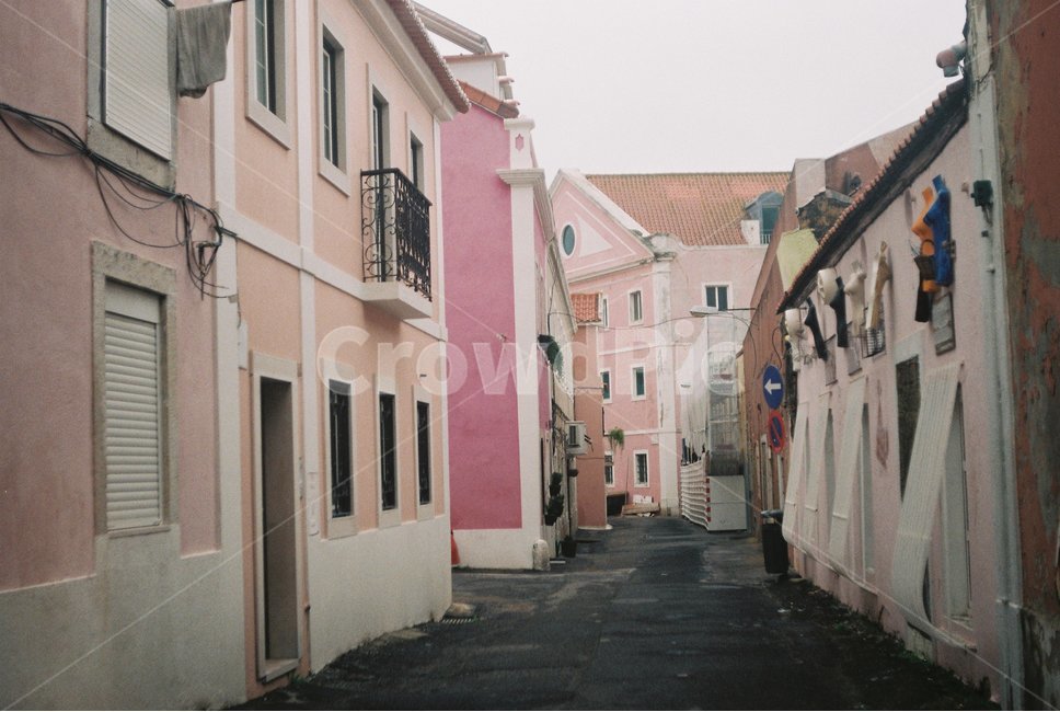 포르투갈,골목,도로,건축,건물,골목길,좁은길,도시,풍경,city,landscape,골목길,alley,해외,외국,세계,foreign,oversea,world,세계도시풍경,해외도시풍경,외국도시풍경,world cityscape,road,town,시티,street,거리,urban,어반,building