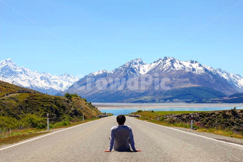 눈,snow,하늘,푸른,도로,사람,인물,인간,human,person,남성,남자,man,male,여행,휴가,traveling,vacation,trip