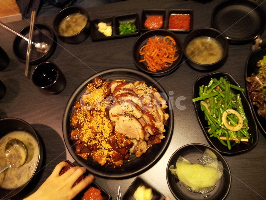 족발,돼지고기,음식,음식배경,음식재료,그릇,식사,점심식사,저녁식사,식재료,먹방,맛집,요리,요리법,조리,조리법,메뉴,고기,육류,meat,식기,food,cook,meal,dishes,한국요리,koreanfood
