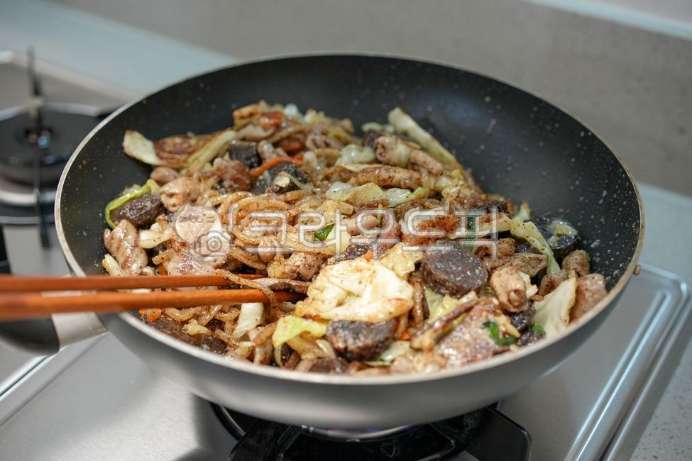 Baek Sundae,Stirfried Sundae,noodle,food