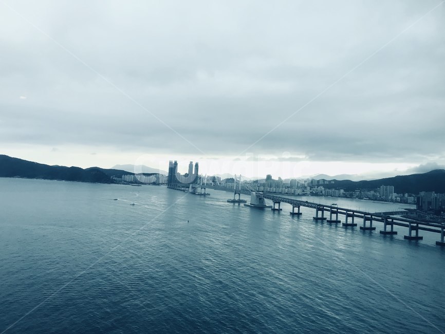부산바다,광안대교,구름,바다,부산