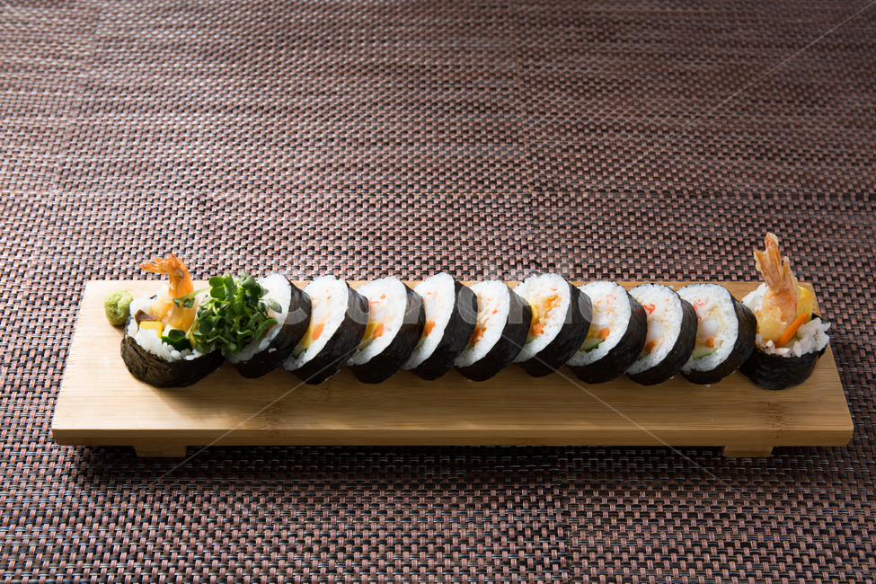요리,음식,일식,마키,롤,김밥,음식,식재료,요리,food,cook,meal,dishes,food reserves,일식,일본음식,일본요리,Japanese food,Japanese dishes,Japanese meal,Japanese cook