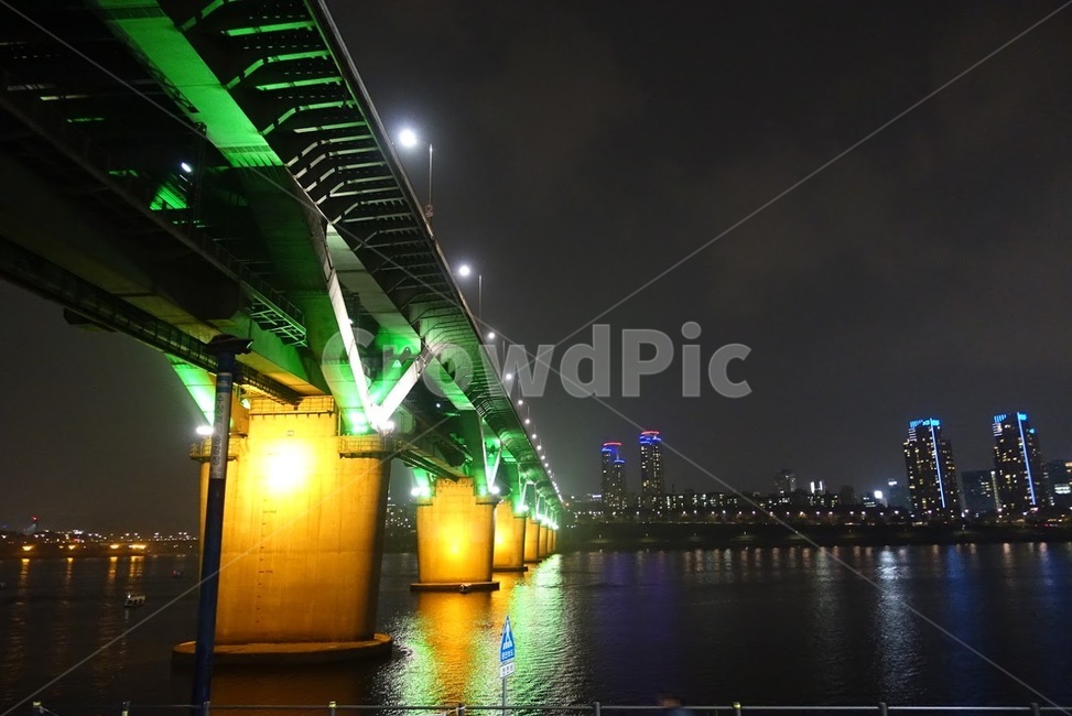 다리,야경,서울,조명,한강,야경,밤,풍경,nightscape,night,landscape,건축물,건물외관,exterior,building,structure,architecture,construction,road,도로