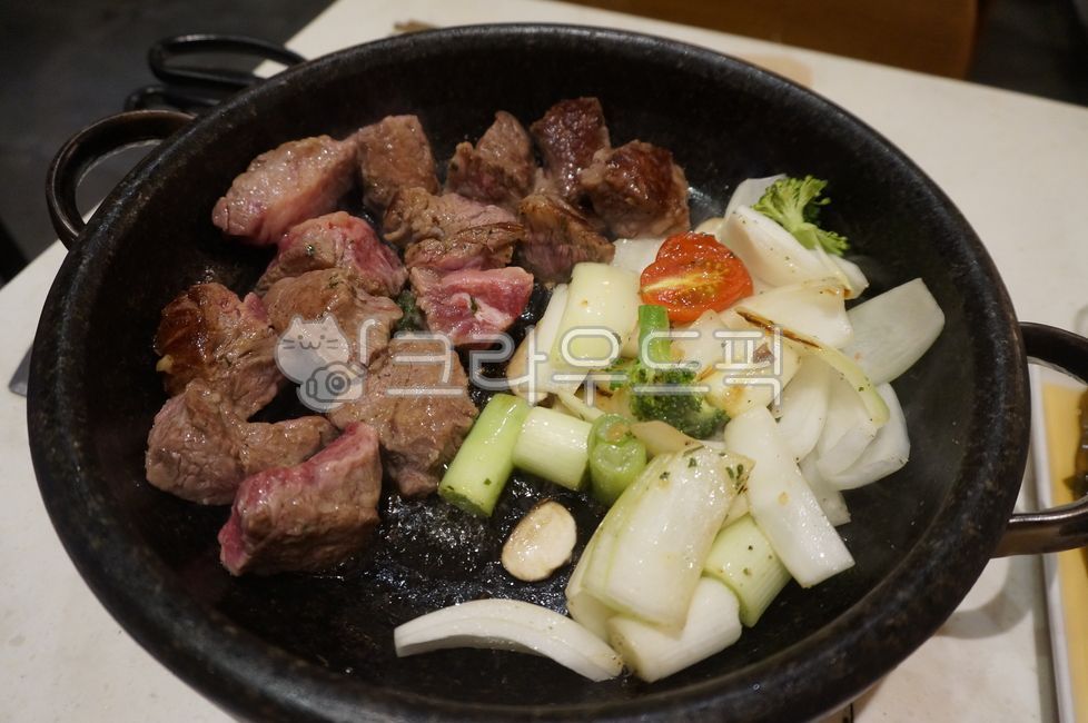 Stirfried Vegetables,Teppanyaki,Grilled meat,meat,Korean,beef,Stirfried meat,food