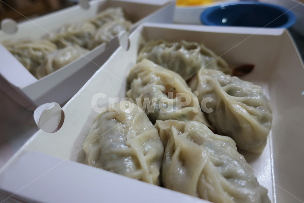 포장,용기,김치,고기,만두,배달,음식,야식,간식,한식,찐만두
